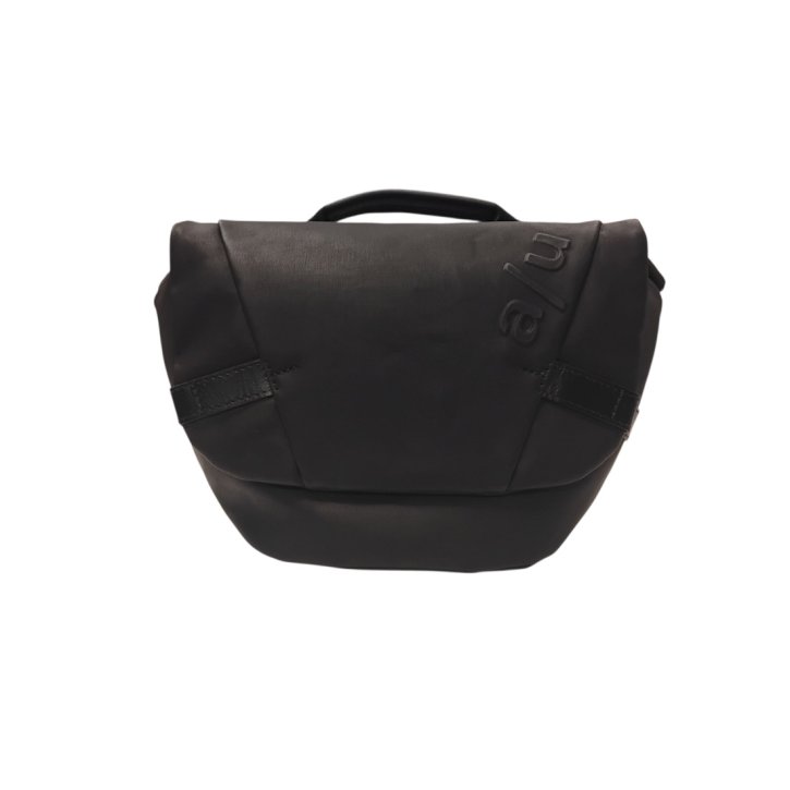 Aunts & Uncles KAZO Messenger Bag S black